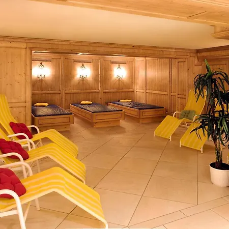 호텔 Hospiz Alm Residenzen 4*